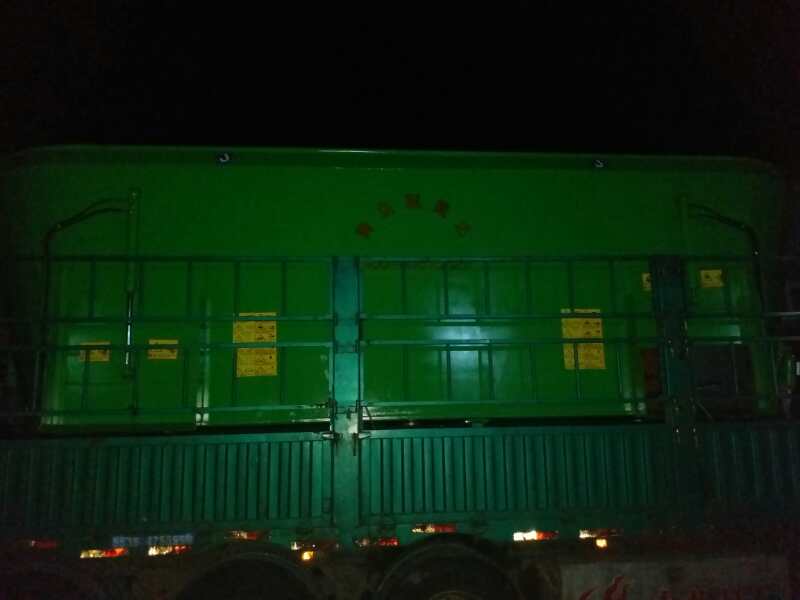 河南某公司購(gòu)買(mǎi)固定式TMR攪拌機(jī)